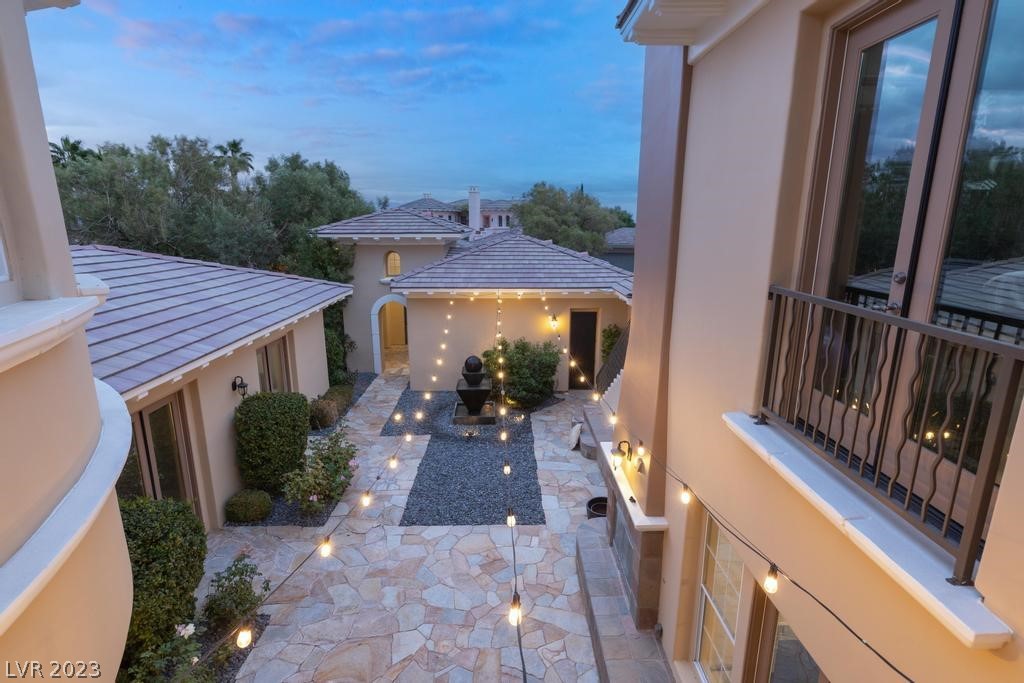 129 S Royal Ascot Drive