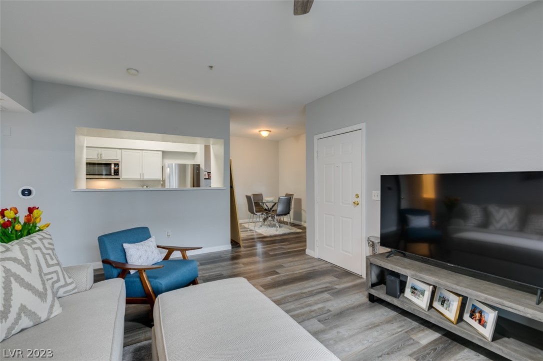 6955 N Durango Drive Unit: 1027