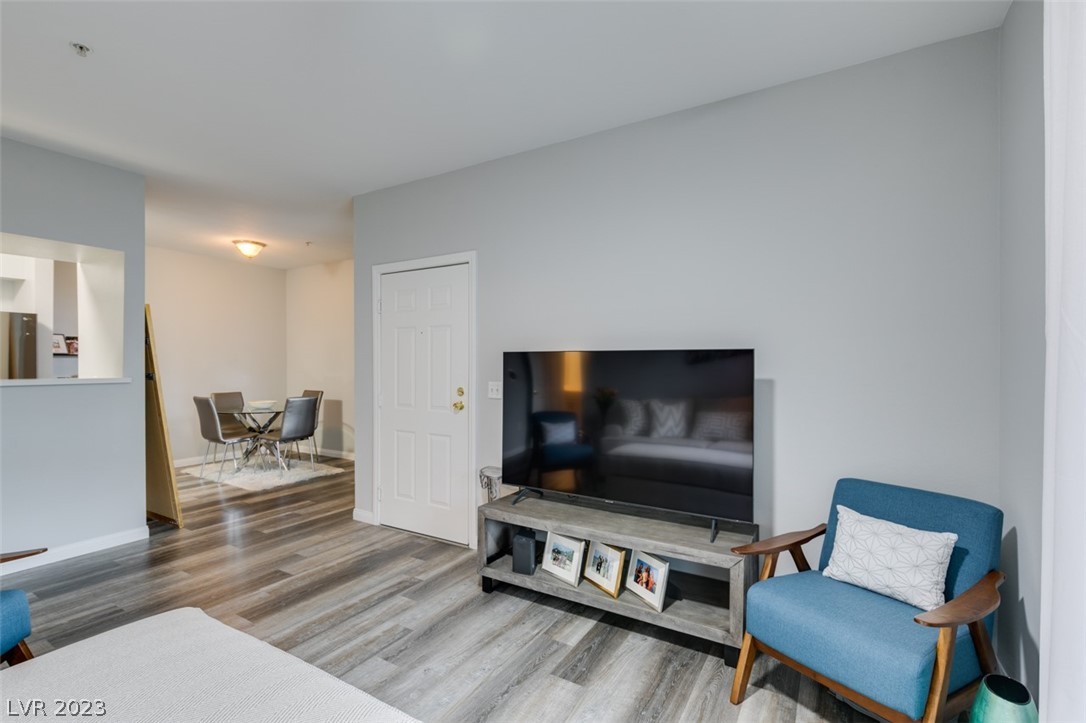 6955 N Durango Drive Unit: 1027