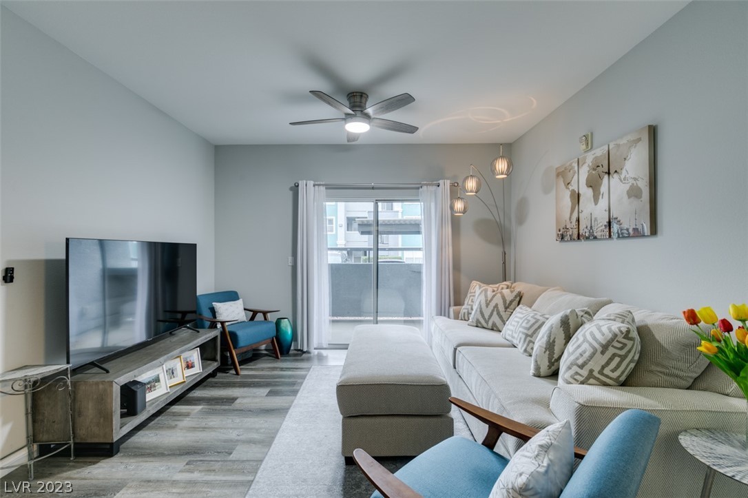 6955 N Durango Drive Unit: 1027