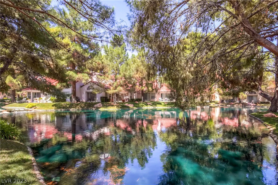 6980 Emerald Springs Lane