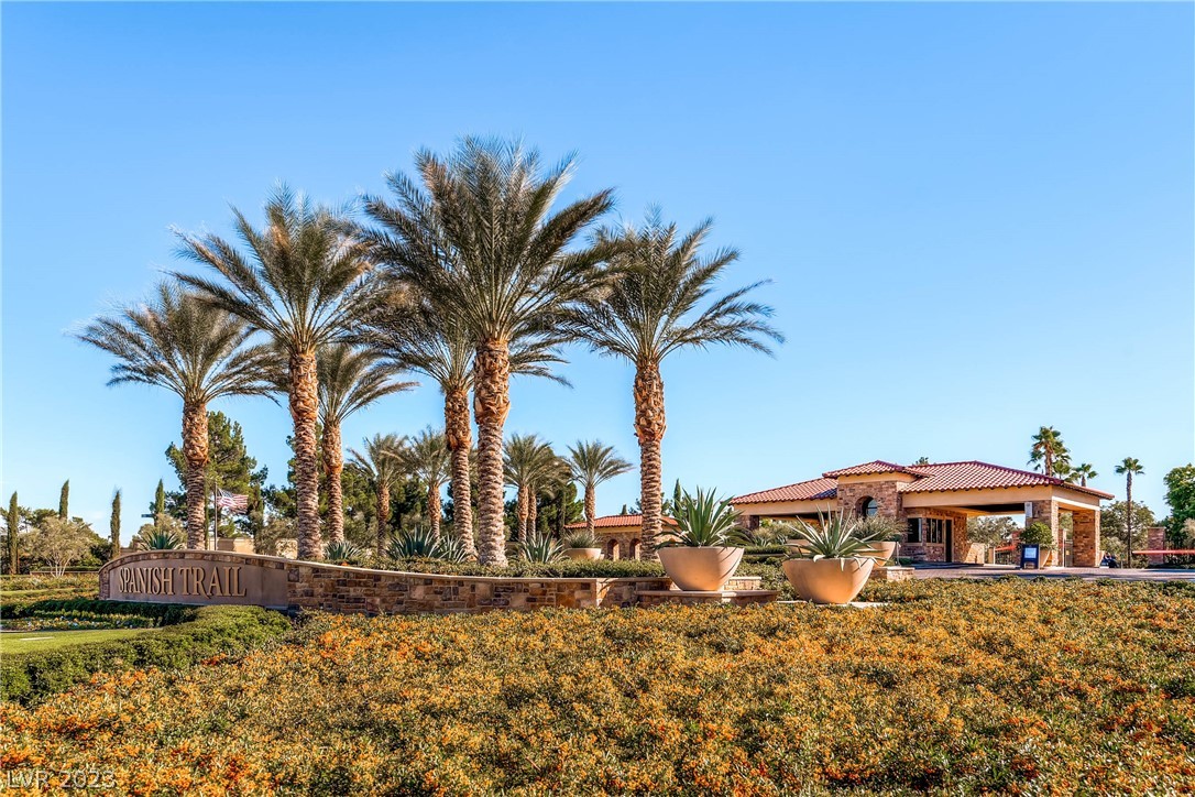 6980 Emerald Springs Lane