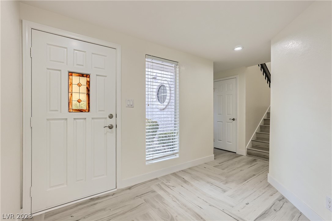 6980 Emerald Springs Lane