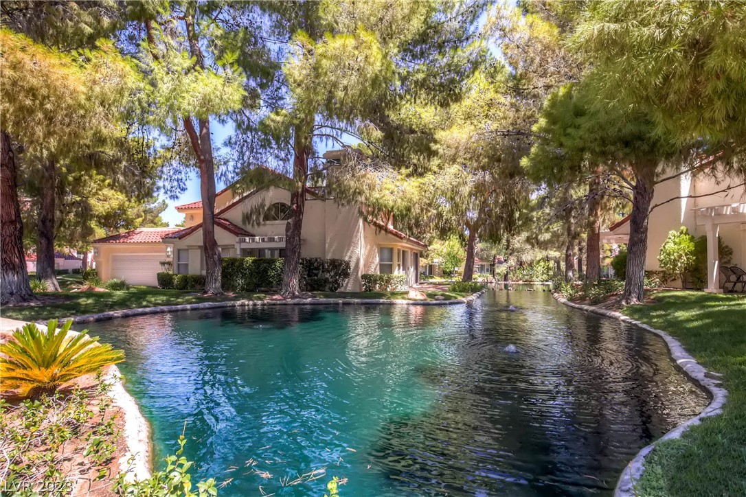 6980 Emerald Springs Lane