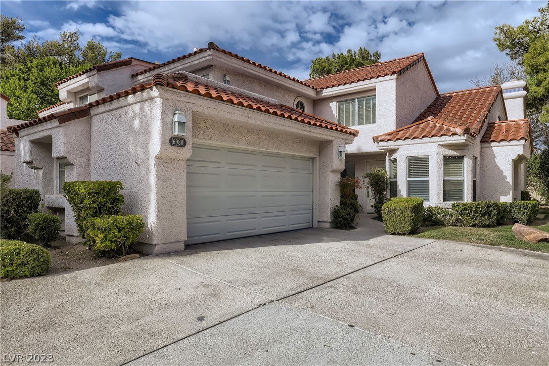 6980 Emerald Springs Lane