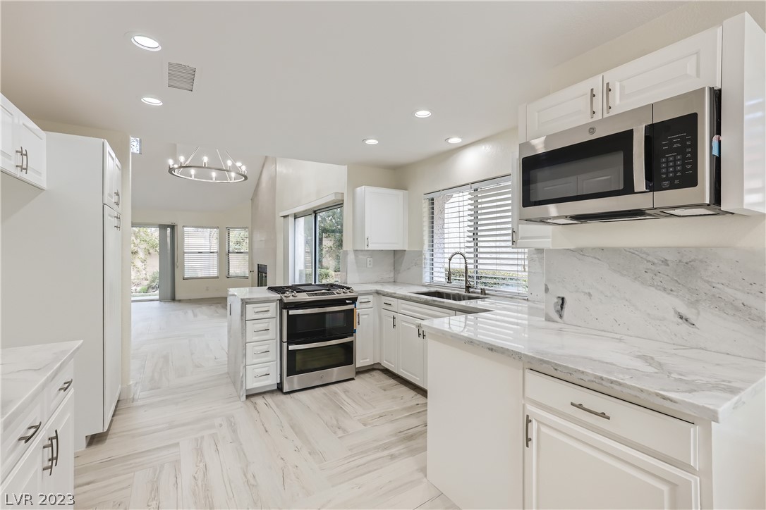 6980 Emerald Springs Lane