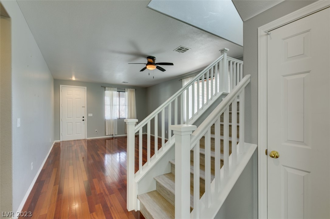 2257 Surrey Meadows Avenue