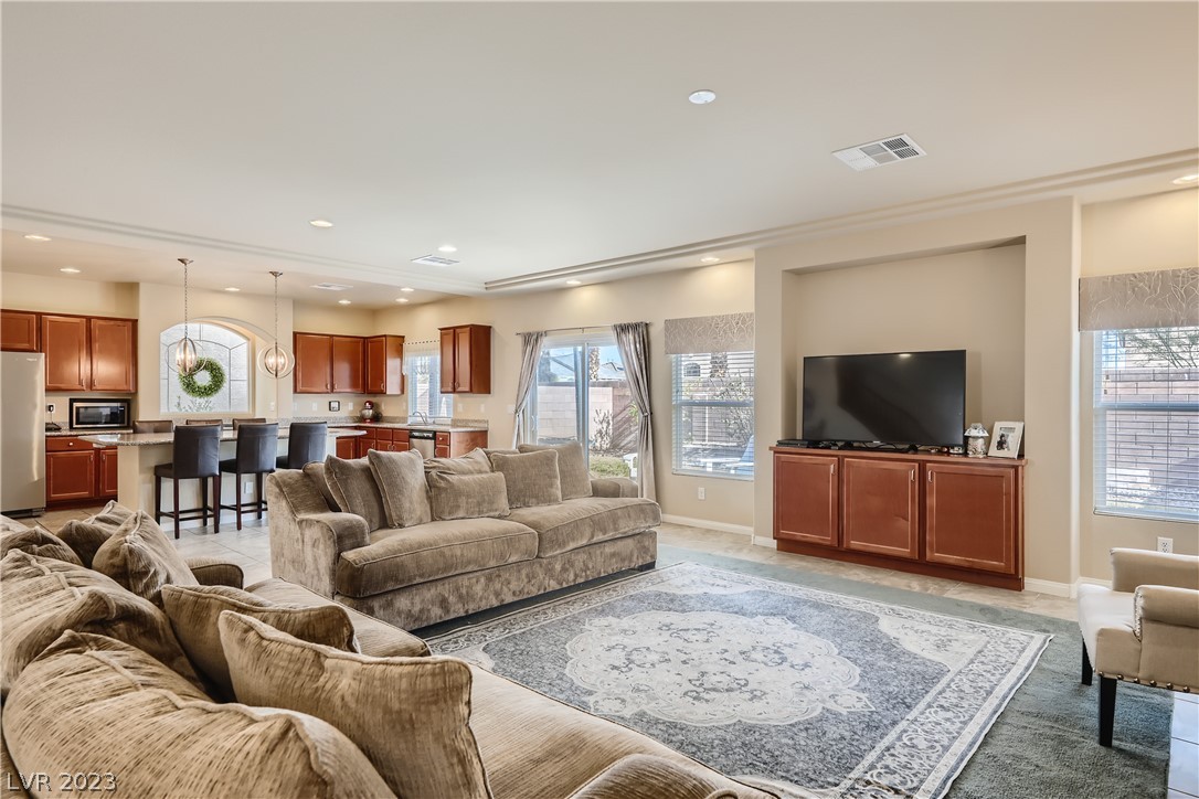 8134 Hunter Hill Court