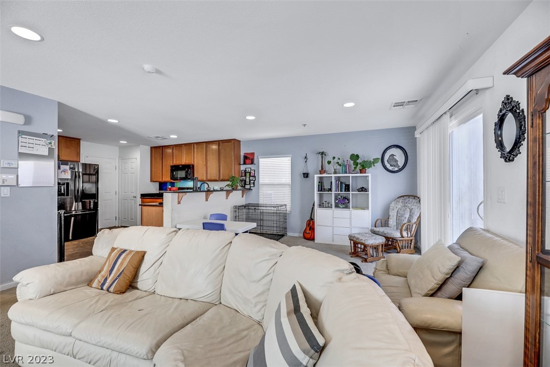 8628 Bella Sparkle Avenue