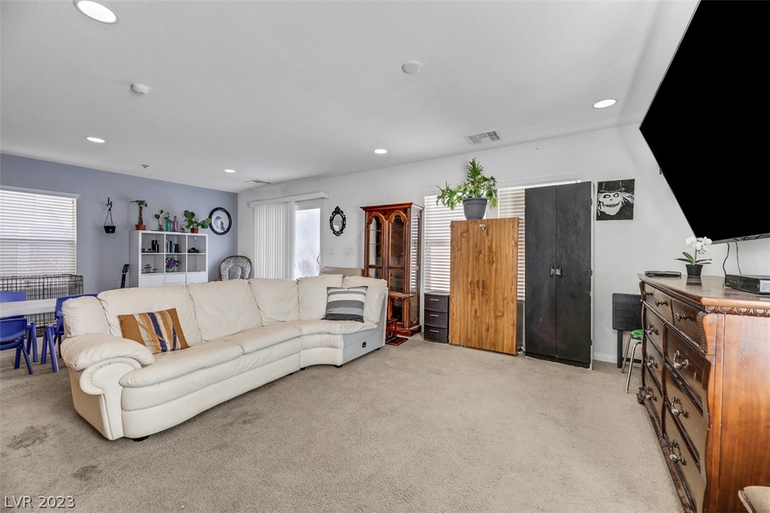 8628 Bella Sparkle Avenue