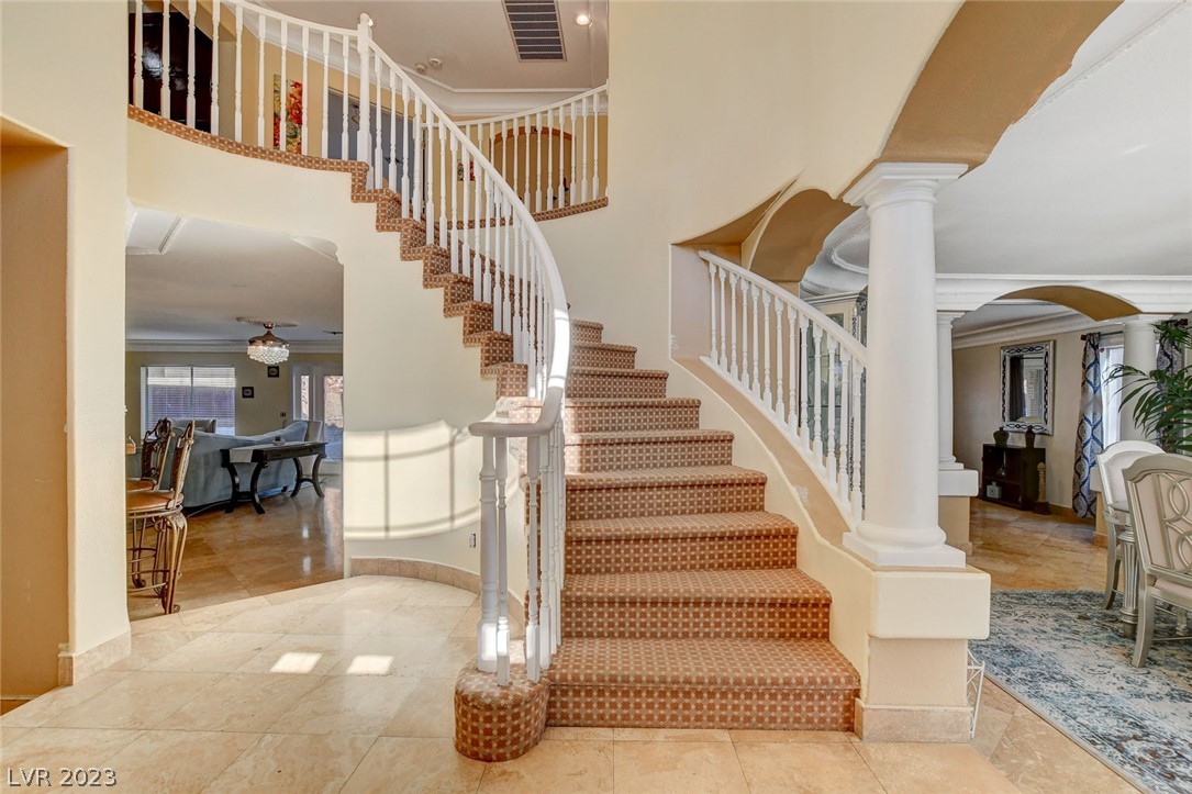 8926 Fort Crestwood Drive