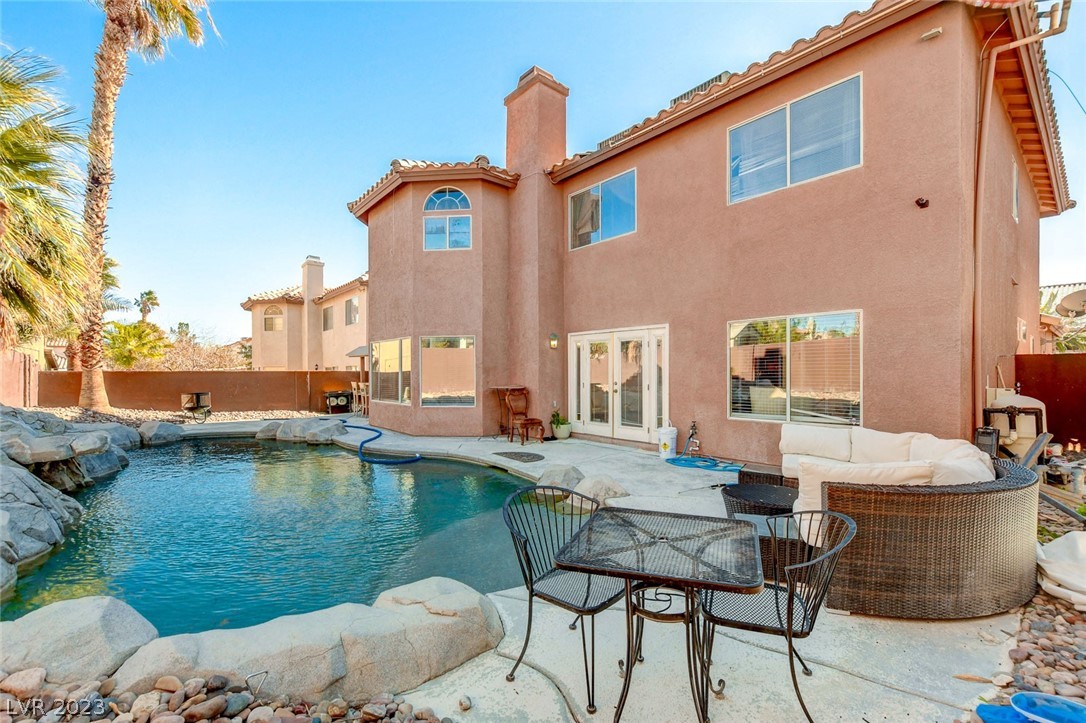 8926 Fort Crestwood Drive