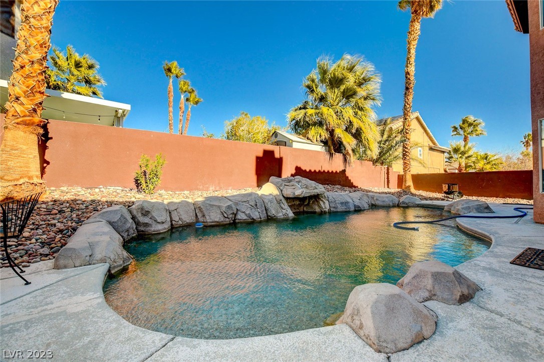 8926 Fort Crestwood Drive