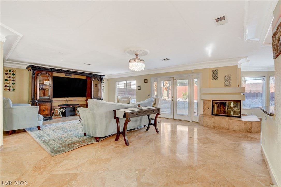 8926 Fort Crestwood Drive