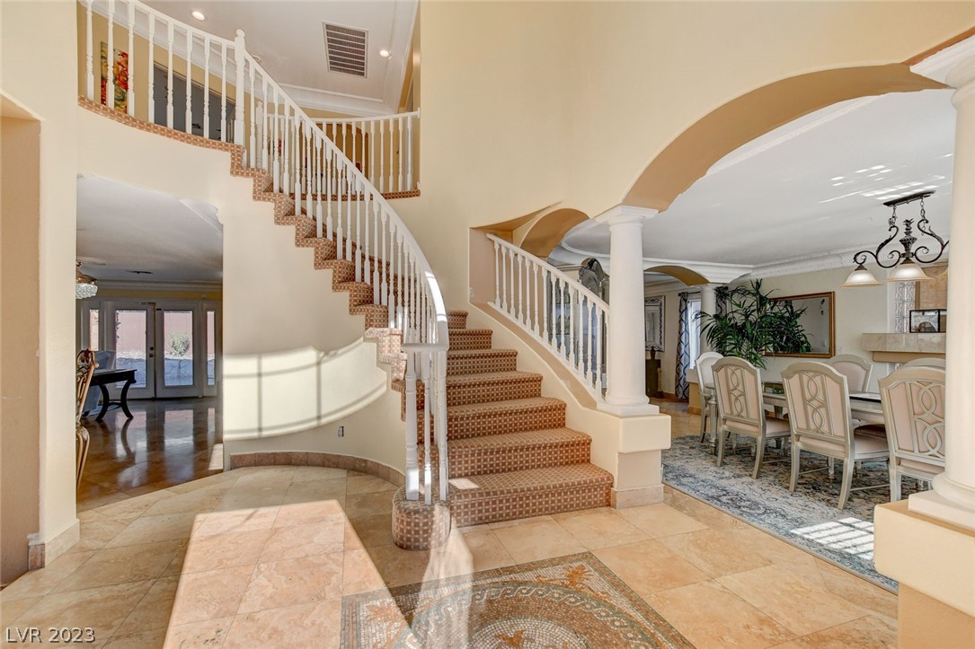 8926 Fort Crestwood Drive