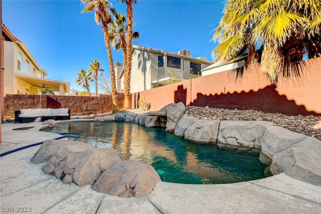 8926 Fort Crestwood Drive