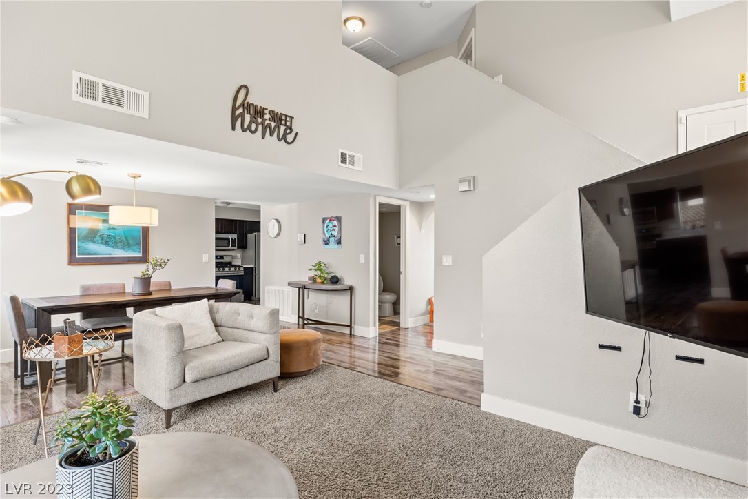 1605 Palmales Court