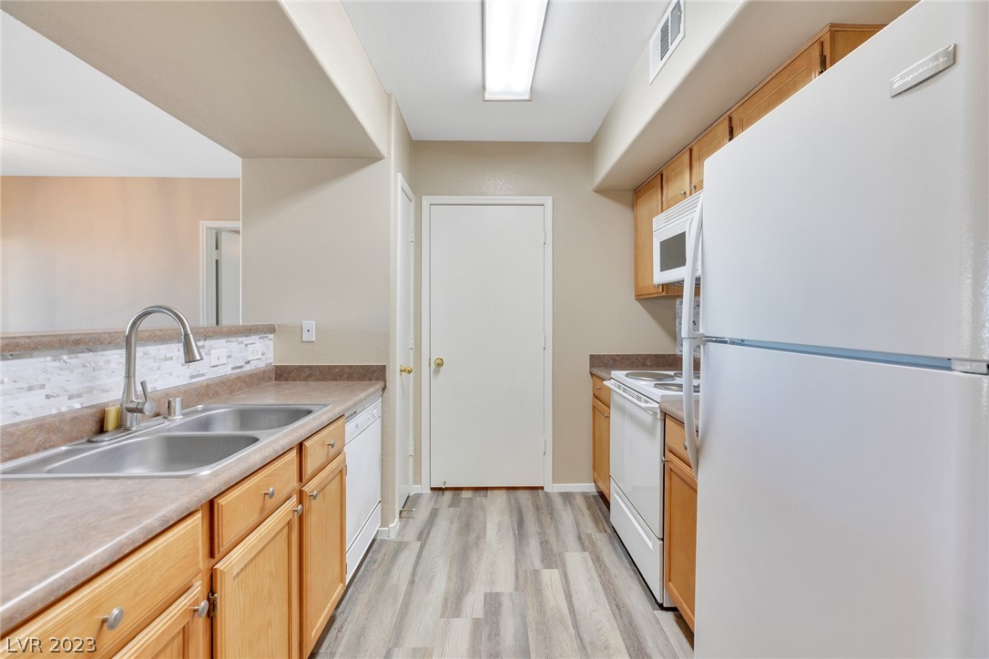 7255 W Sunset Road Unit: 2031