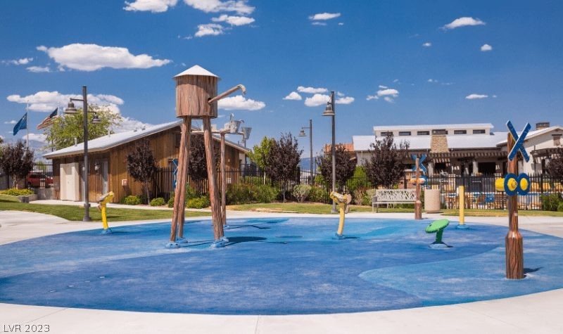 10172 Sequoia Glen Avenue