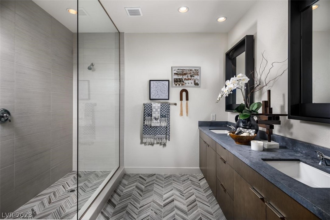 10172 Sequoia Glen Avenue