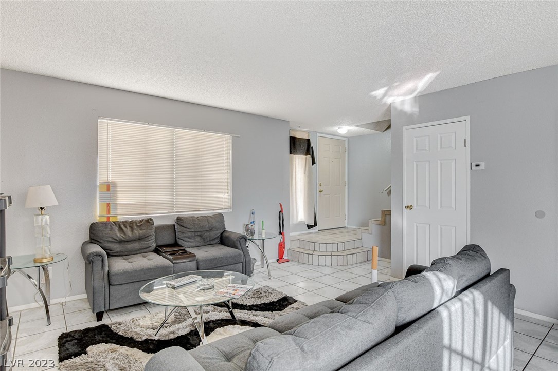2915 Cedar Avenue Unit: 2C