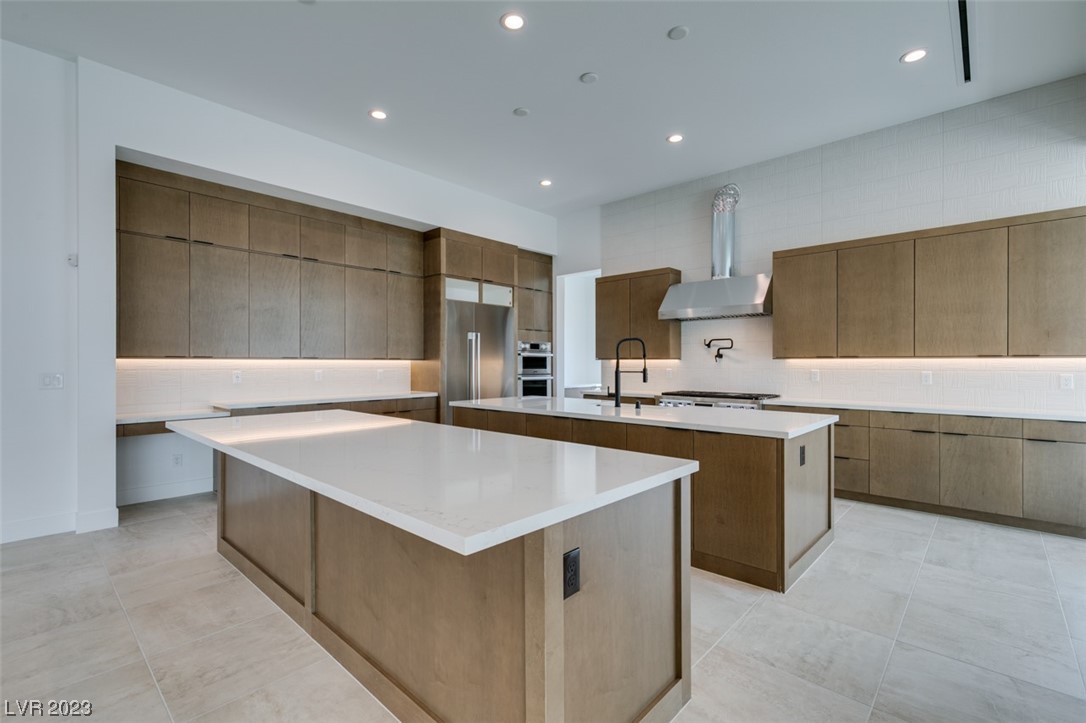 5745 El Royale Court