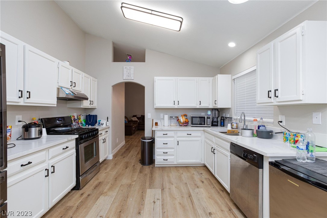 6337 Canyon Vista Court