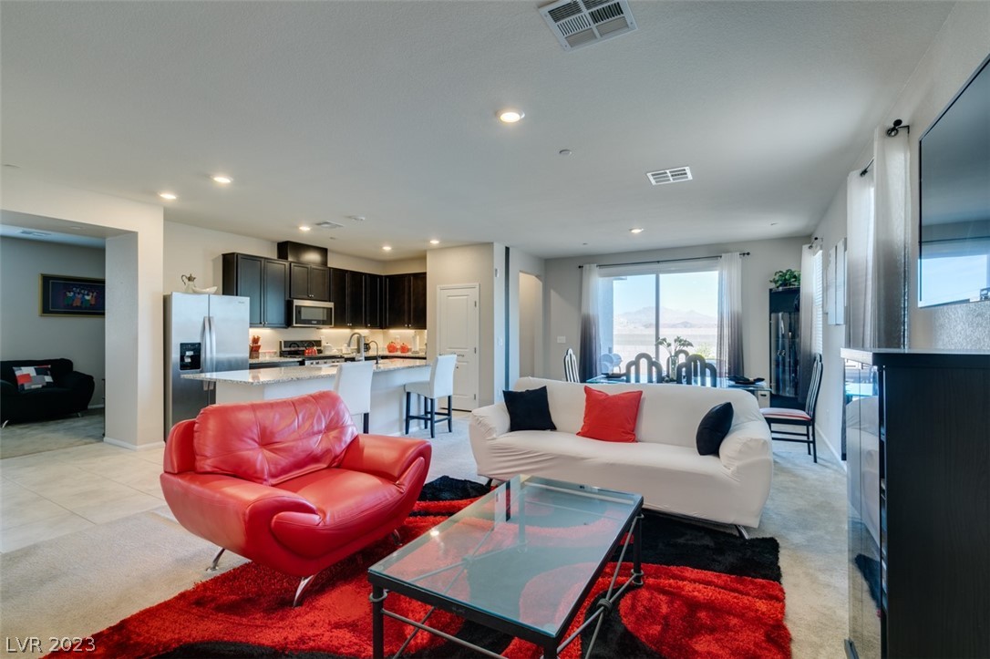 988 Soaring Moon Drive
