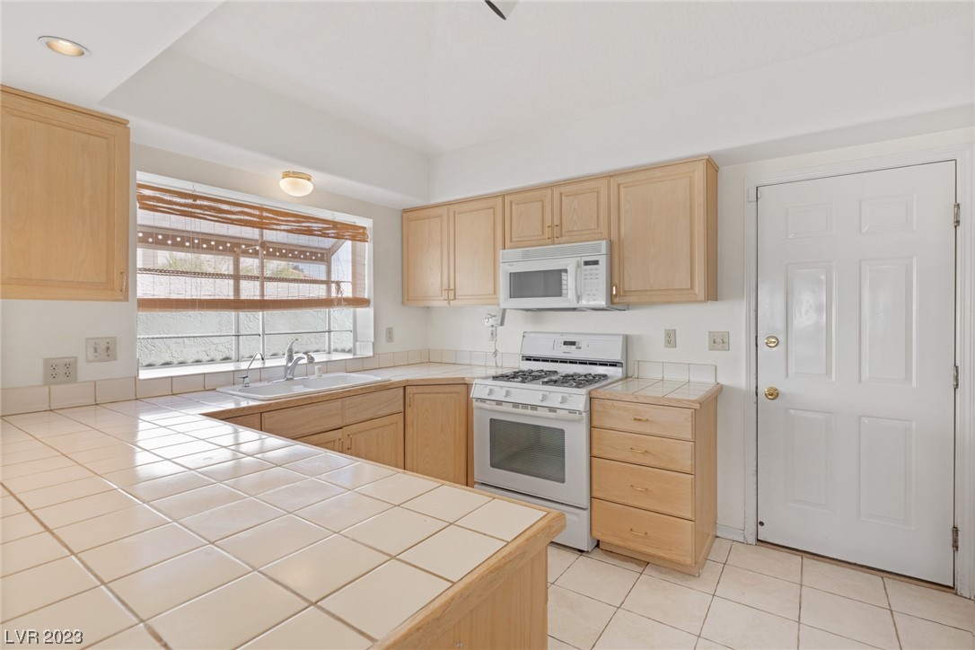 7636 Desert Delta Drive