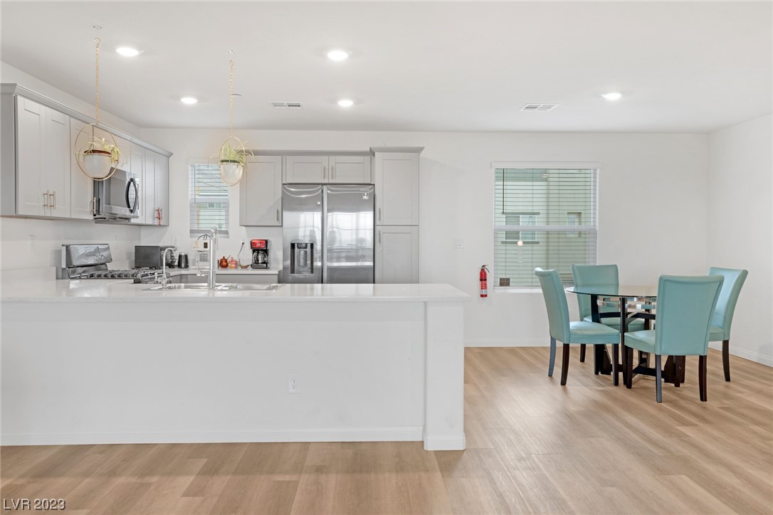 3800 Enchanted Sky Street