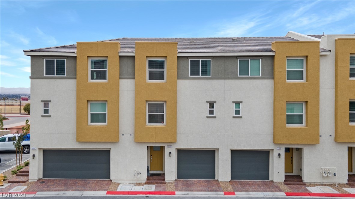 3800 Enchanted Sky Street
