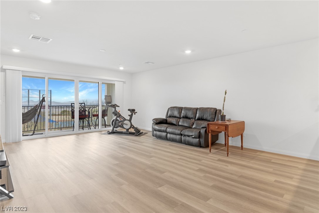 3800 Enchanted Sky Street