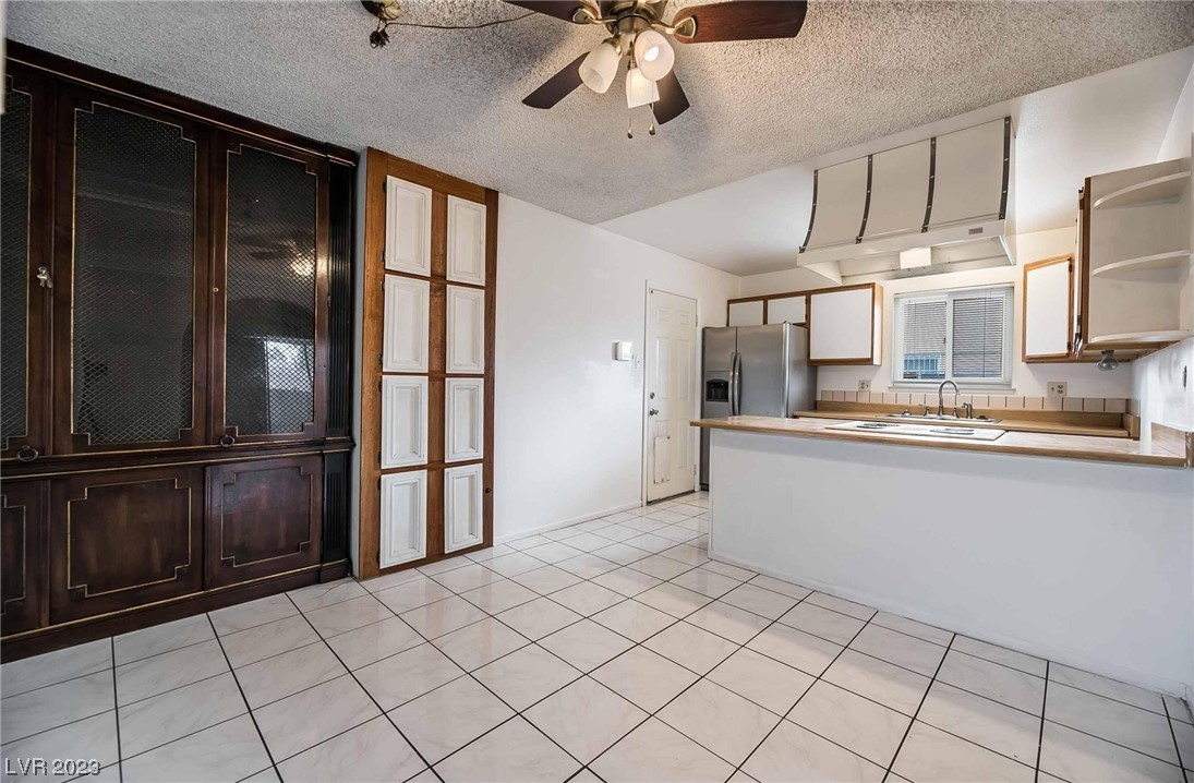 2205 Citroen Street