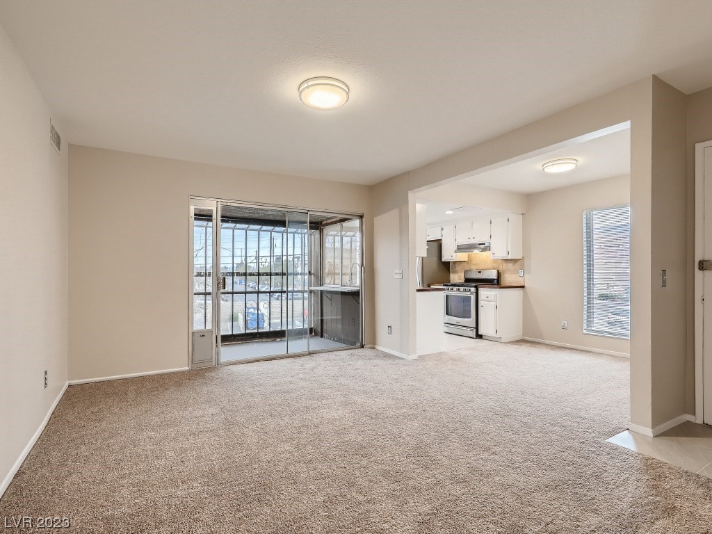 1405 Vegas Valley Drive Unit: 364
