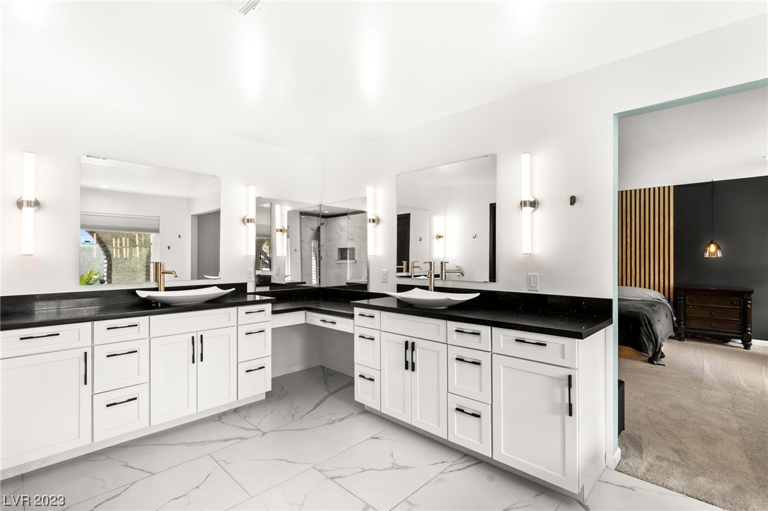 2562 Casey Drive