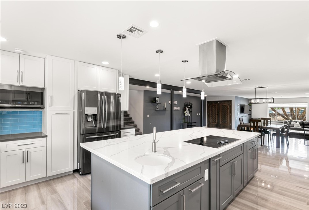 2562 Casey Drive