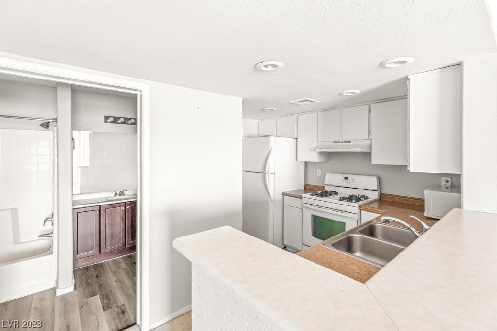 1830 N Pecos Road Unit: 147