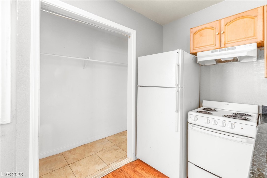 331 S 9th Street