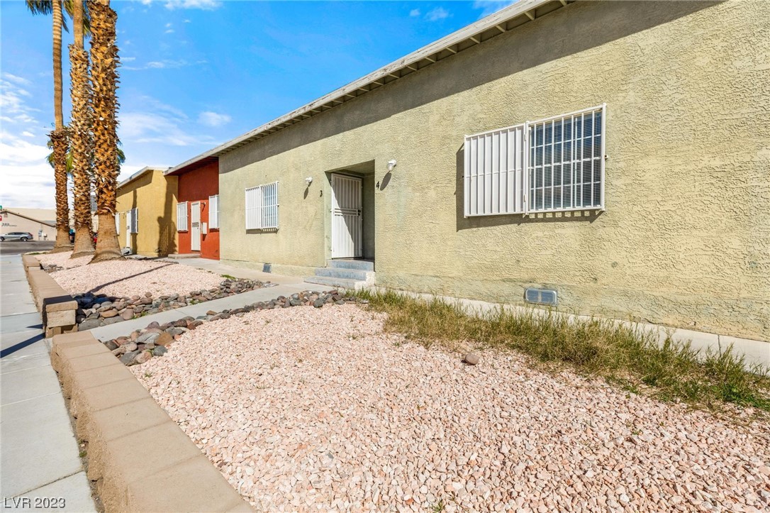 331 S 9th Street