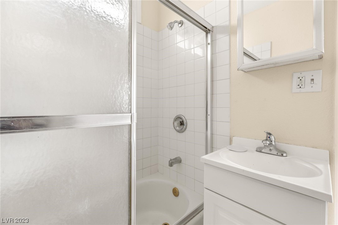 331 S 9th Street