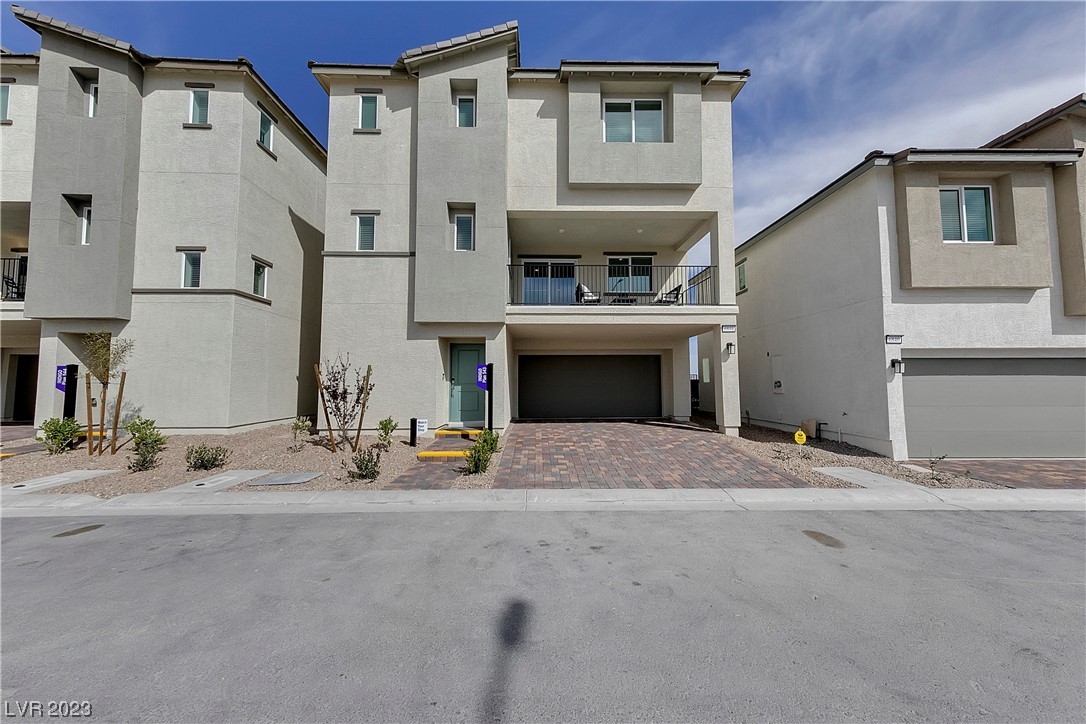 6843 Evening Orchid Street