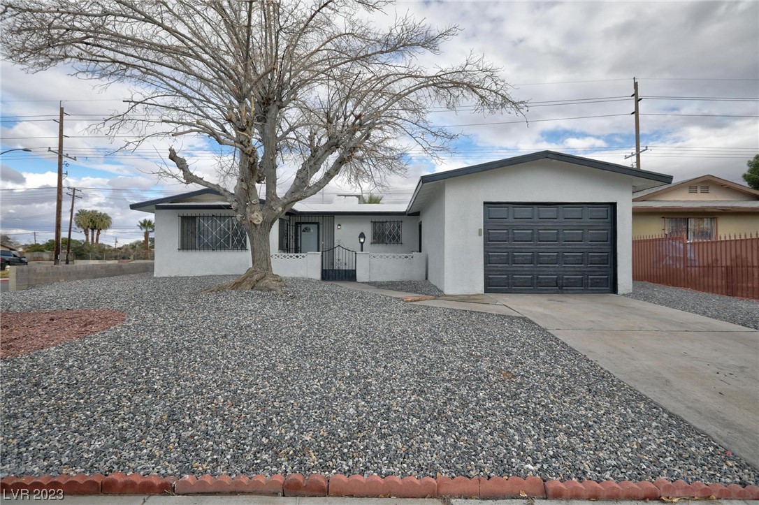 916 N 24th Street