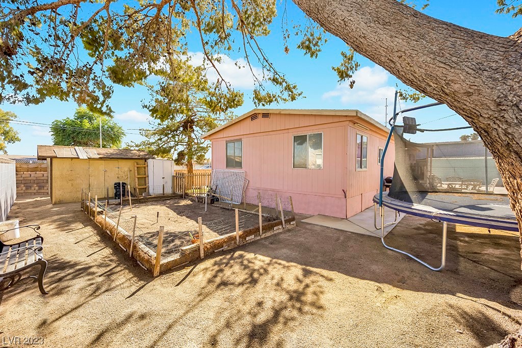 2884 Lassen Court
