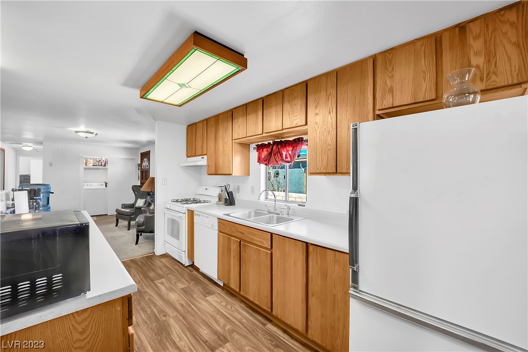 2884 Lassen Court