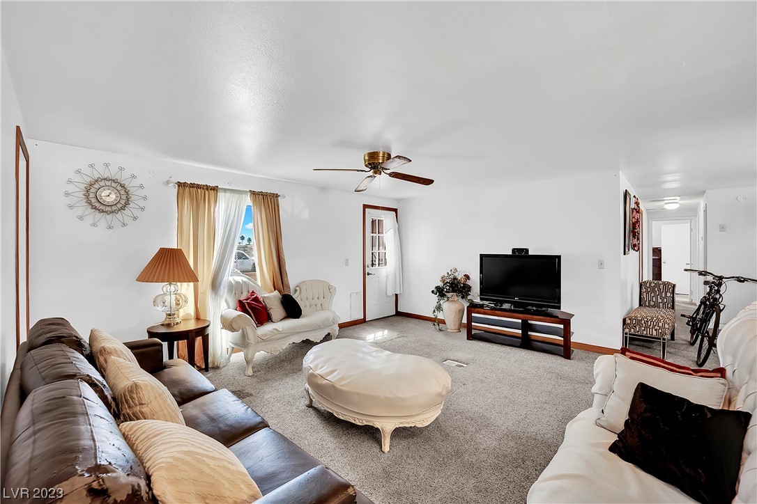 2884 Lassen Court