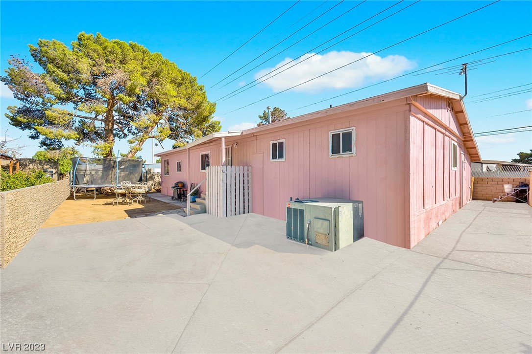2884 Lassen Court