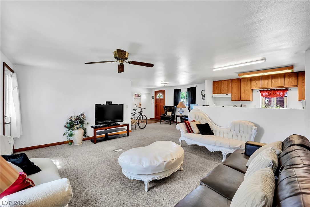 2884 Lassen Court