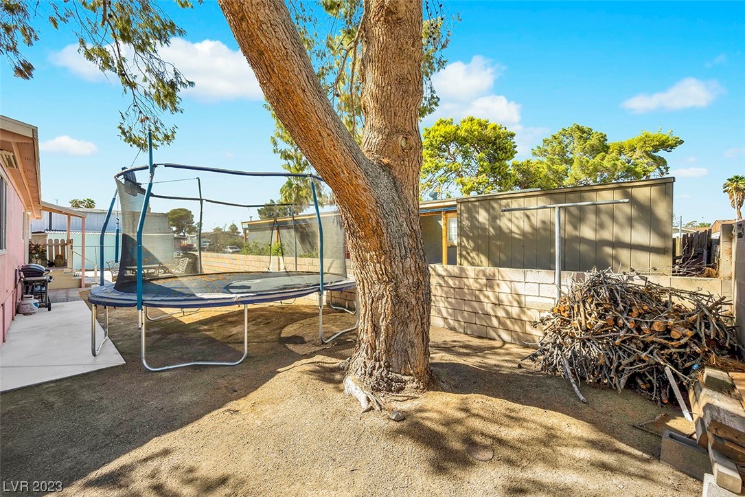 2884 Lassen Court