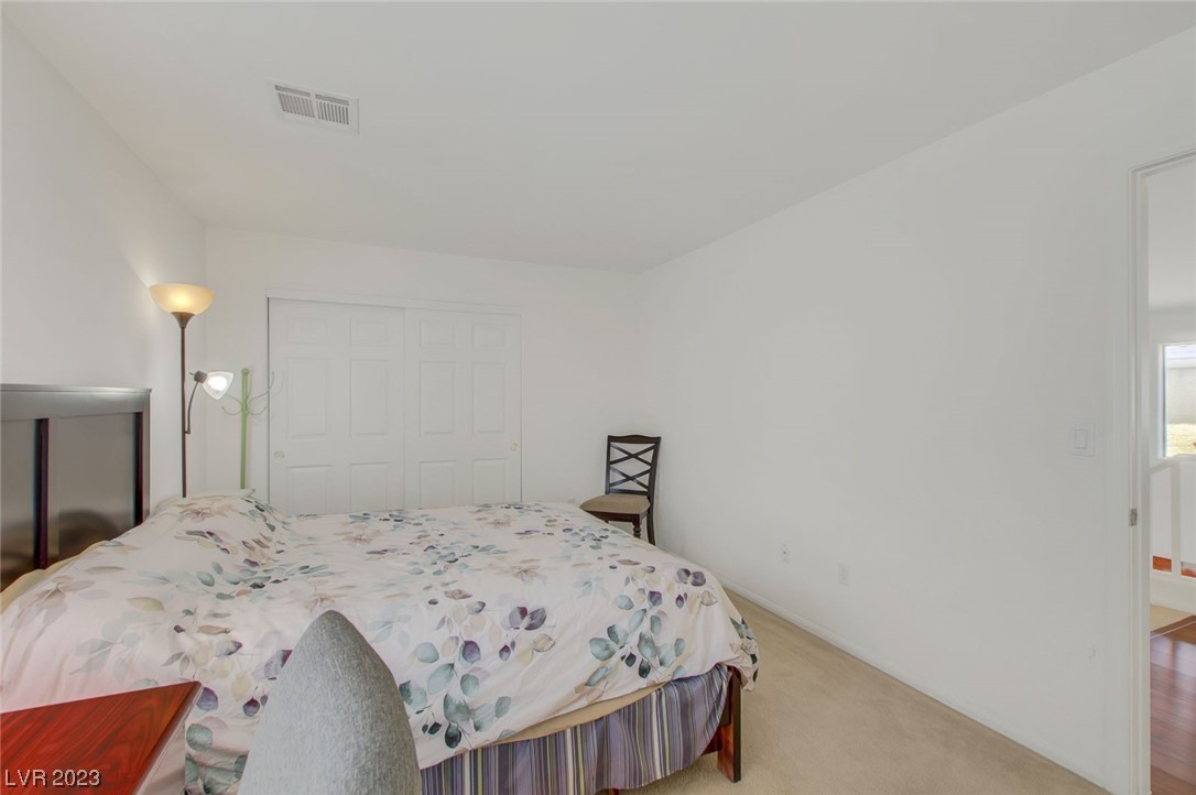196 Flying Hills Avenue