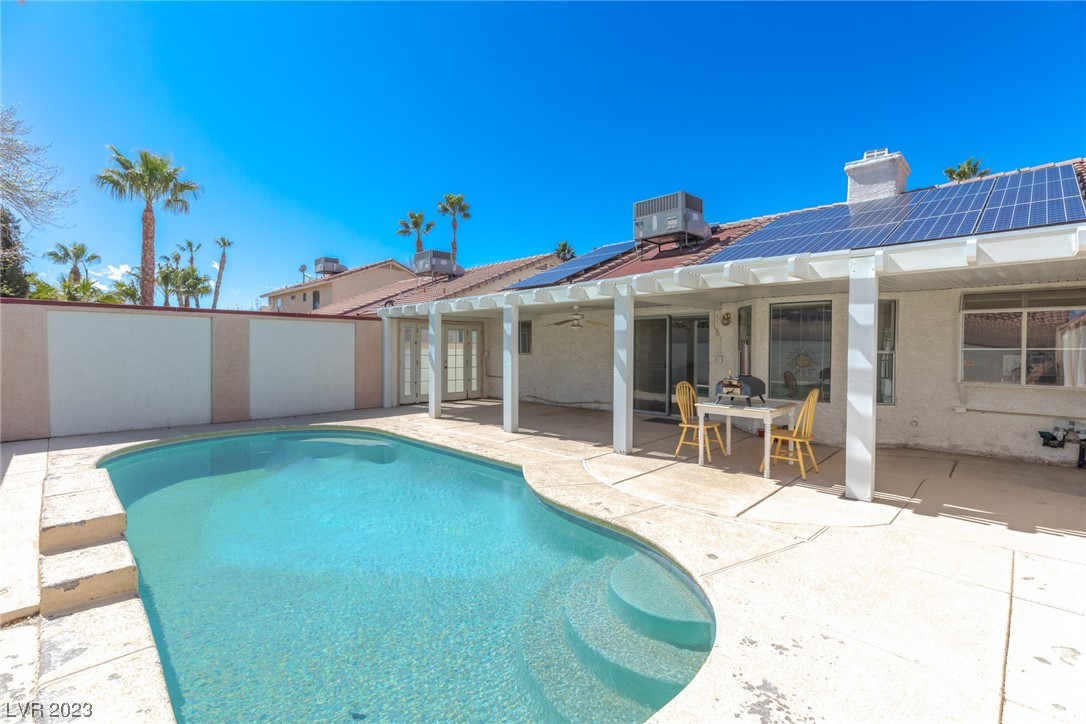 2612 Island Brook Drive
